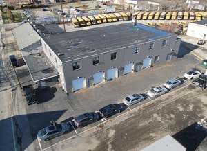 99 Fletcher Ave, Cranston, RI à louer Photo intérieure– Image 2 sur 7