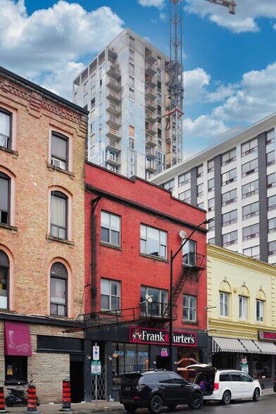 172 King St, London, ON à vendre - Photo de l’immeuble – Image 2 sur 7