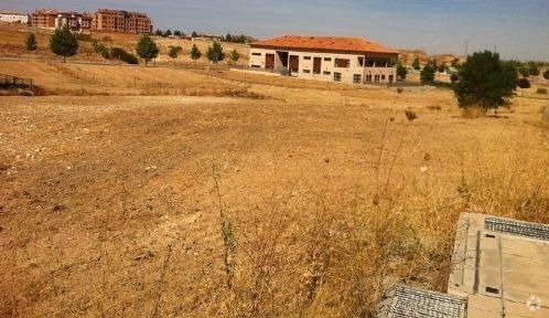 Terrain dans Navalcarnero, Madrid à vendre - Photo de l’immeuble – Image 2 sur 3