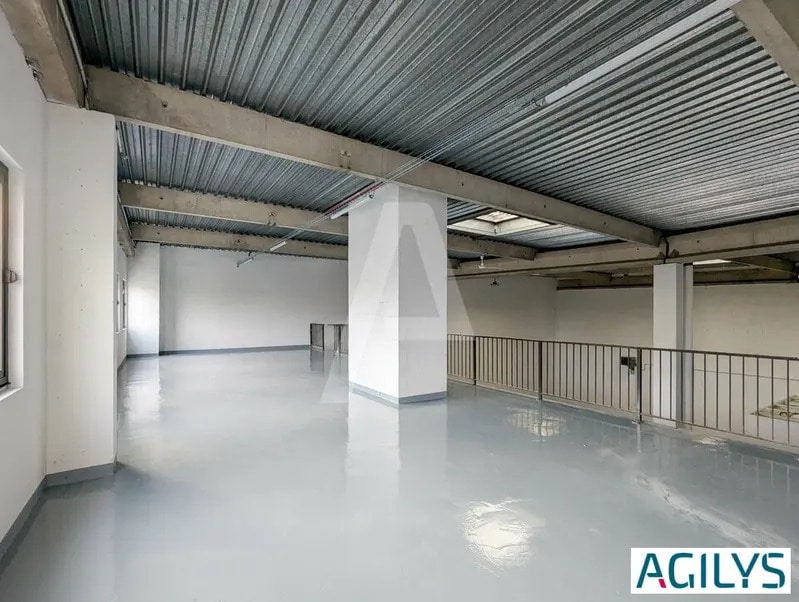 6 Rue Du Bourbonnais, Lisses à louer Photo intérieure– Image 1 sur 10