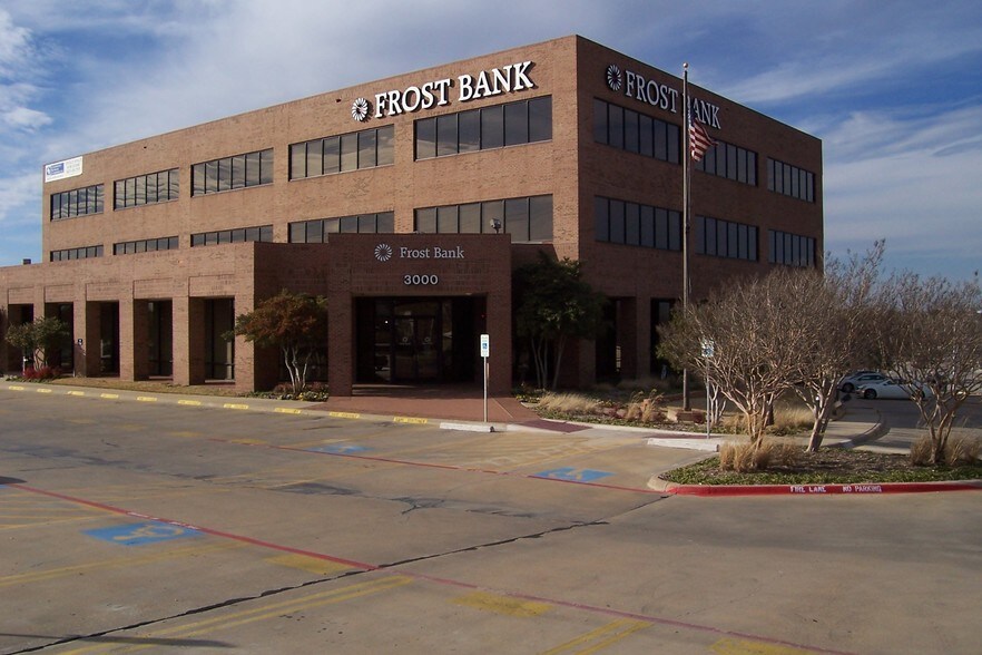 3000 Altamesa Blvd, Fort Worth, TX à louer - Photo de l’immeuble – Image 3 sur 22