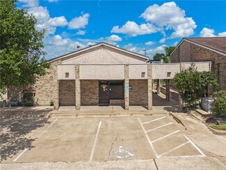 Plus de détails pour 2701 E 29th St, Bryan, TX - Bureau à vendre