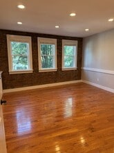 157 Broad St, Red Bank, NJ à louer Photo intérieure– Image 1 sur 4