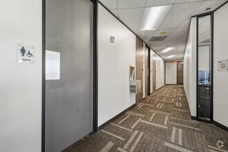 3200 Wilcrest Dr, Houston, TX à louer Photo intérieure– Image 2 sur 3