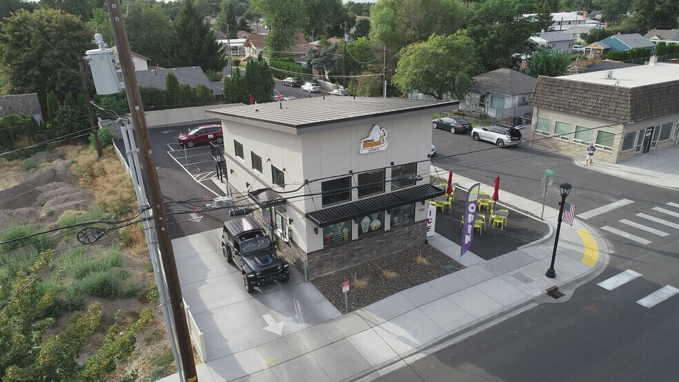 900 S College Ave, College Place, WA à vendre - Aérien – Image 1 sur 33