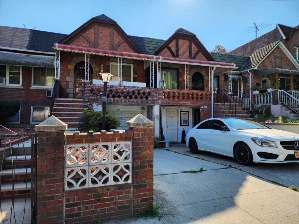 775 E 37th St, Brooklyn, NY à vendre Photo principale– Image 1 sur 6