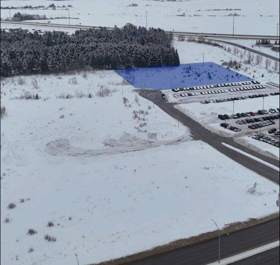Adélard-Bouchard, Jonquière, Saguenay, QC à vendre - Photo de l’immeuble – Image 1 sur 1