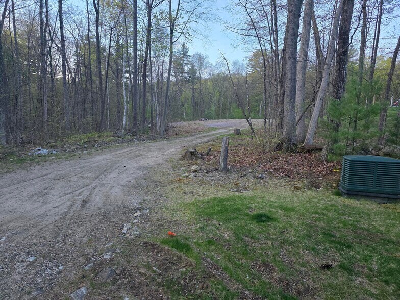 31A-31B Parkside Dr, Pelham, NH à vendre - Photo principale – Image 1 sur 6