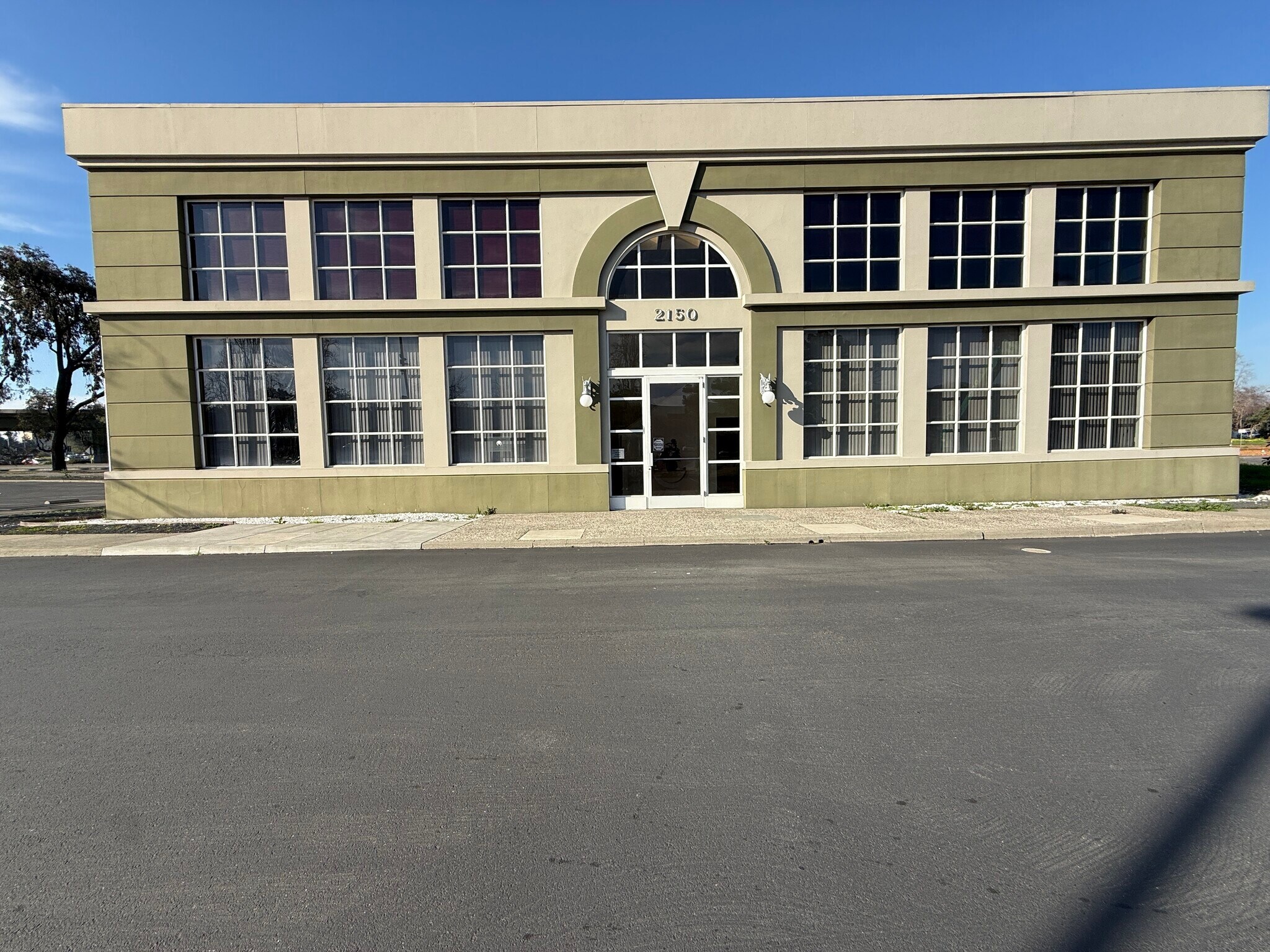 2150 Mariner Square Dr, Alameda, CA à louer Photo principale– Image 1 sur 48