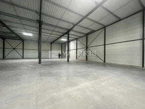 Local d’activités dans Miribel à louer Photo de l’immeuble– Image 2 sur 4