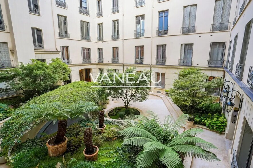 Bureau dans Paris à vendre - Photo de l’immeuble – Image 1 sur 10