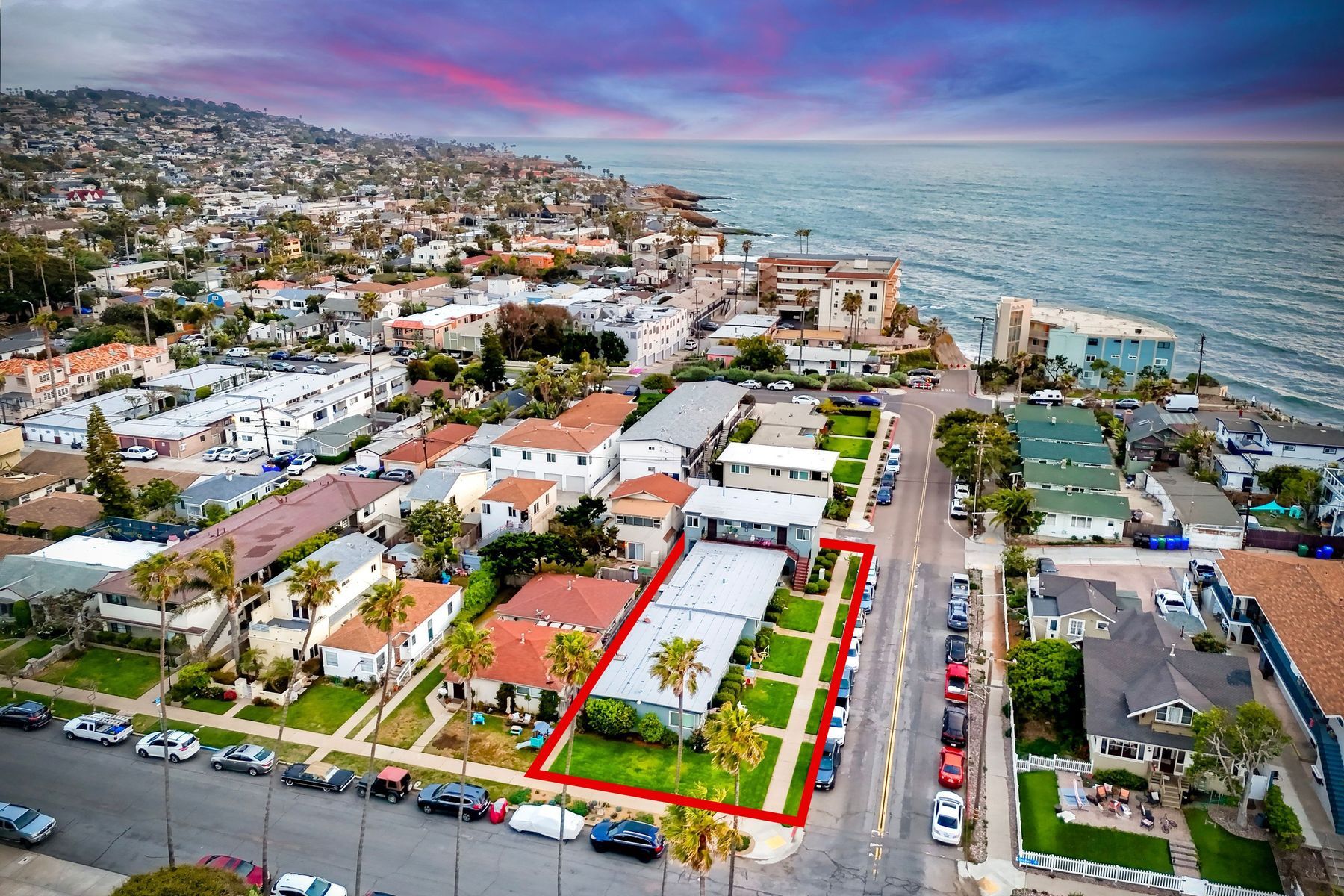 1575-1585 Cable St, San Diego, CA à vendre Photo de l’immeuble– Image 1 sur 44