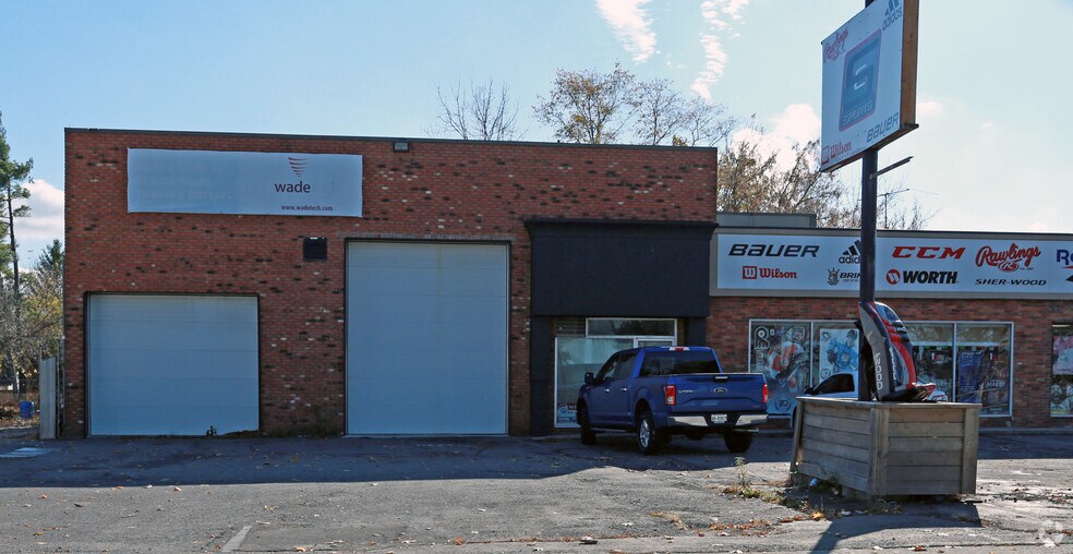 225 St Paul St W, St Catharines, ON à louer - Photo de l’immeuble – Image 2 sur 6