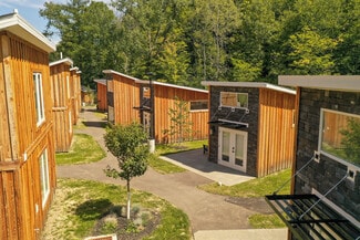 Plus de détails pour 6881 NY-242, Ellicottville, NY - Hôtellerie à vendre