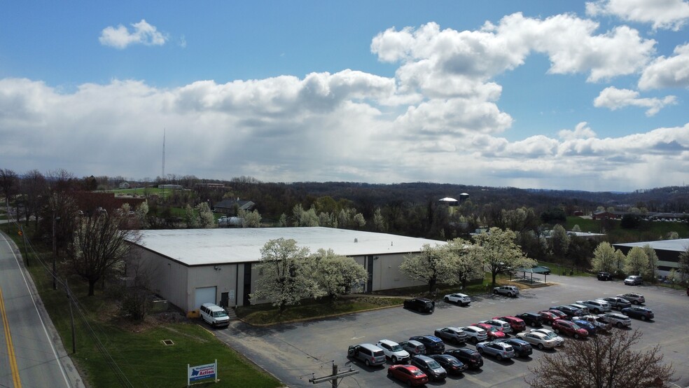 316 Donohoe Rd, Greensburg, PA à vendre - Photo de l’immeuble – Image 2 sur 22