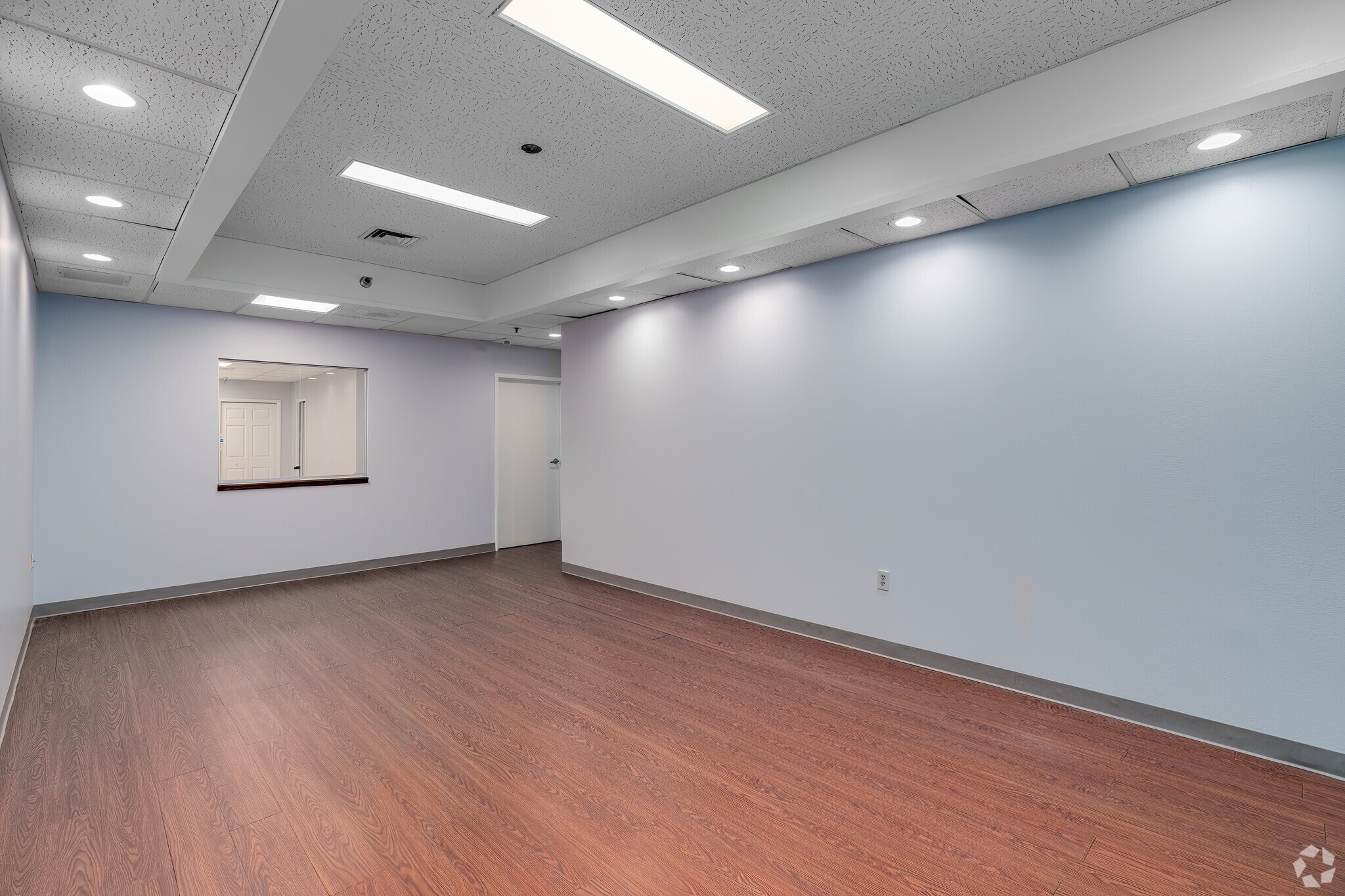 6388 Silver Star Rd, Orlando, FL à louer Photo intérieure– Image 1 sur 6