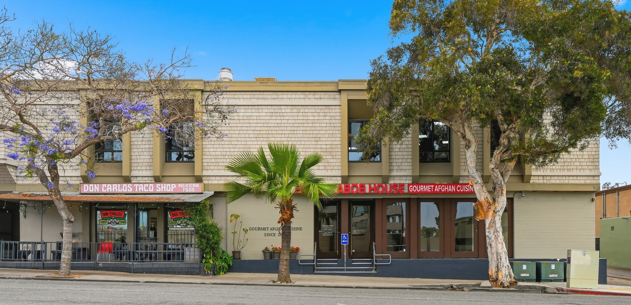 727-737 Pearl St, La Jolla, CA à louer Photo intérieure– Image 1 sur 12