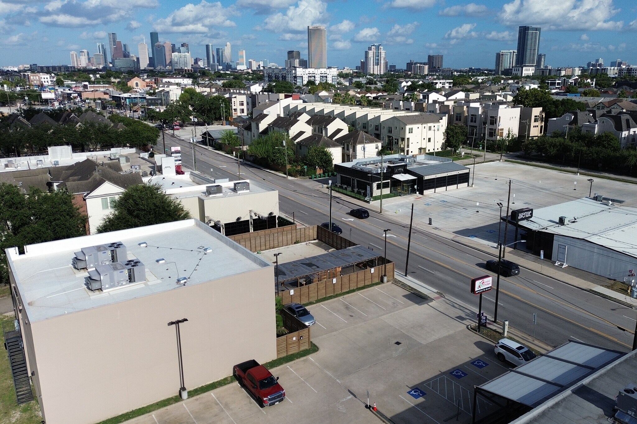 5316 Washington Ave, Houston, TX à louer Photo de l’immeuble– Image 1 sur 71