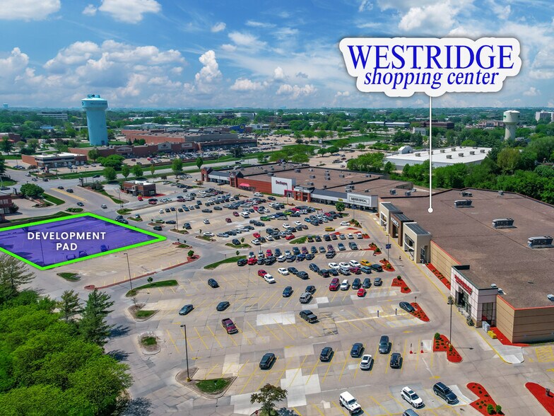 Westridge Shopping Center portefeuille de 2 biens à vendre sur LoopNet.fr - Photo de l’immeuble – Image 2 sur 9