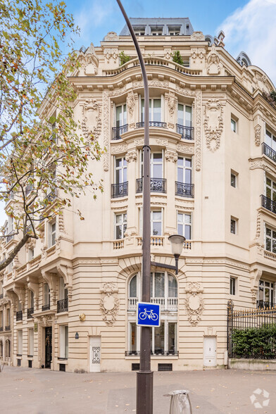 1 Avenue Velasquez, Paris à louer - Photo de l’immeuble – Image 2 sur 5