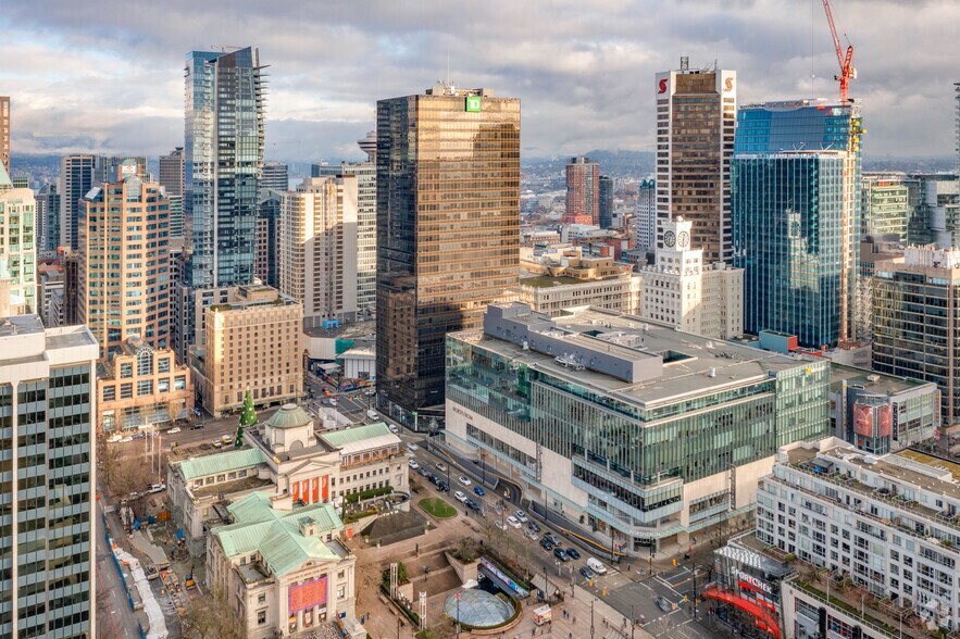 700 W Georgia St, Vancouver, BC à louer - Photo de l’immeuble – Image 1 sur 14