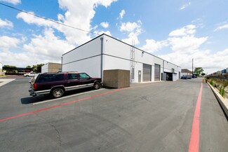 Plus de détails pour 367-377 S Acacia Ave, Fullerton, CA - Industriel/Logistique à louer
