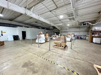 Plus de détails pour 715 E 60th St Ct, Bradenton, FL - Local d'activités à louer