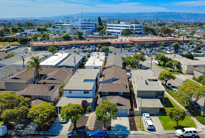 1302 Amethyst St, Redondo Beach, CA à vendre - Photo de l’immeuble – Image 2 sur 17