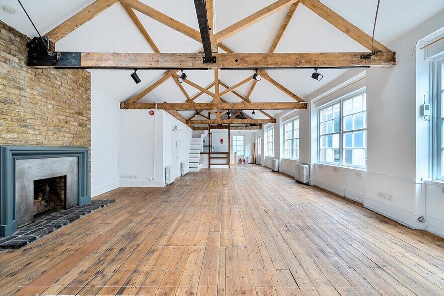5 Standard Pl, Londres à vendre - Photo de l’immeuble – Image 2 sur 12