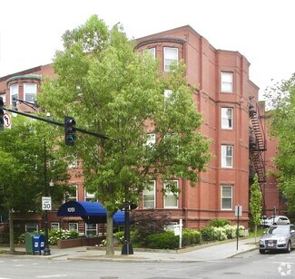 Plus de détails pour 1051 Beacon St, Brookline, MA - Bureau à vendre