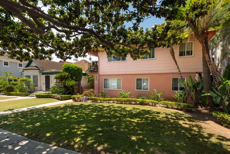 830 C Ave, Coronado, CA à vendre - Photo de l’immeuble – Image 2 sur 23