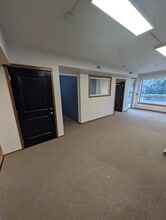 2630 77th Ave SE, Mercer Island, WA à louer Photo intérieure– Image 2 sur 6