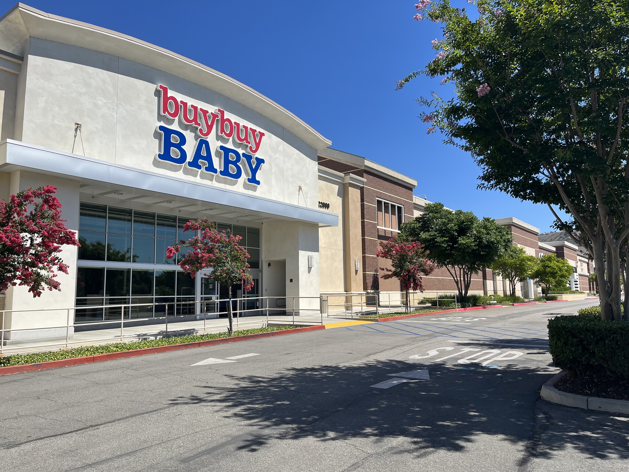 22999 Savi Ranch Pky, Yorba Linda, CA à vendre Photo principale– Image 1 sur 15