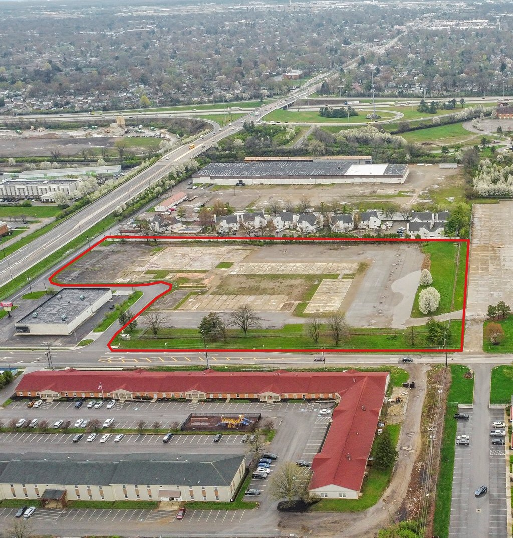 2124-2145 S Hamilton Rd, Columbus, OH à louer Photo principale– Image 1 sur 4
