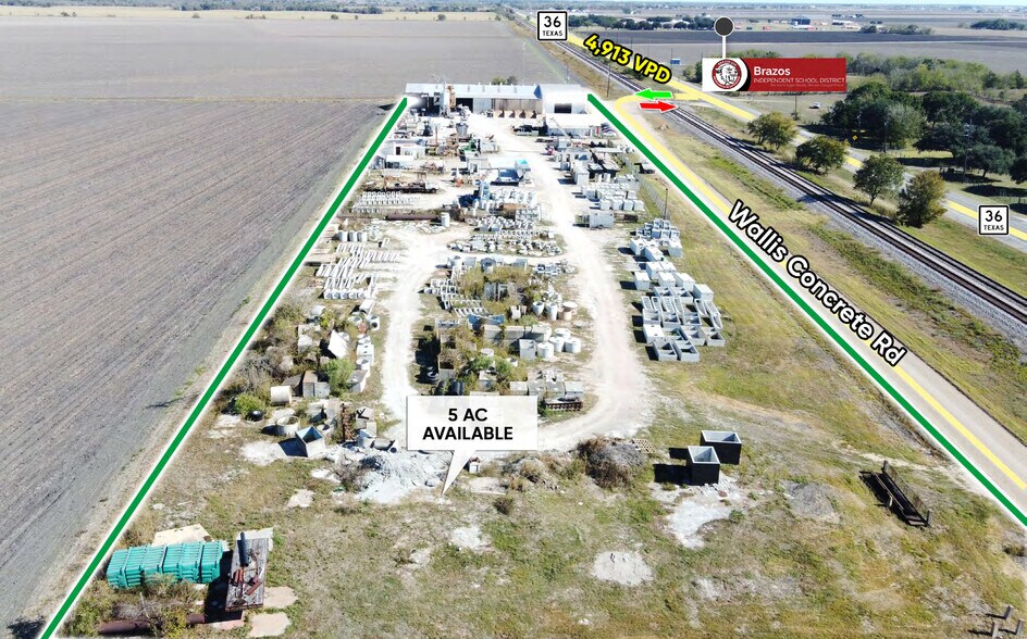 646 Wallis Concrete Rd, Wallis, TX à vendre - Photo de l’immeuble – Image 3 sur 9