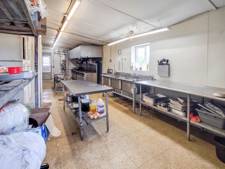 445 W Maple St, Slater, MO à vendre - Photo intérieure – Image 2 sur 27