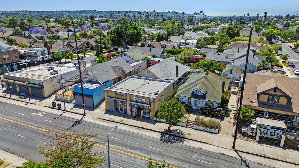 2815 S Western Ave, Los Angeles, CA à vendre - Photo de l’immeuble – Image 3 sur 7