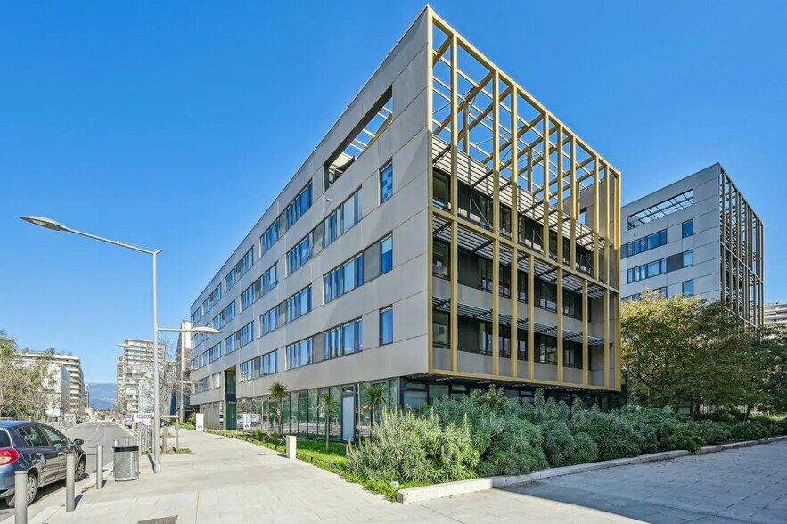 Bureau dans Nice à louer - Photo de l’immeuble – Image 3 sur 18