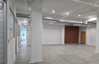 8322 Beverly Blvd, Los Angeles, CA à louer Photo intérieure– Image 1 sur 5