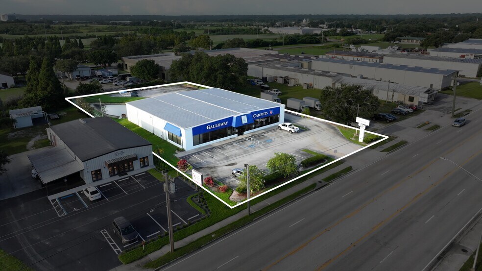 2145 Edgewood Dr, Lakeland, FL à vendre - Photo de l’immeuble – Image 2 sur 14