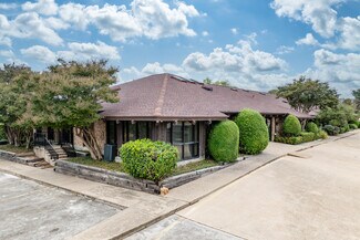 Plus de détails pour 1721 Cimarron Trl, Hurst, TX - Médical à louer