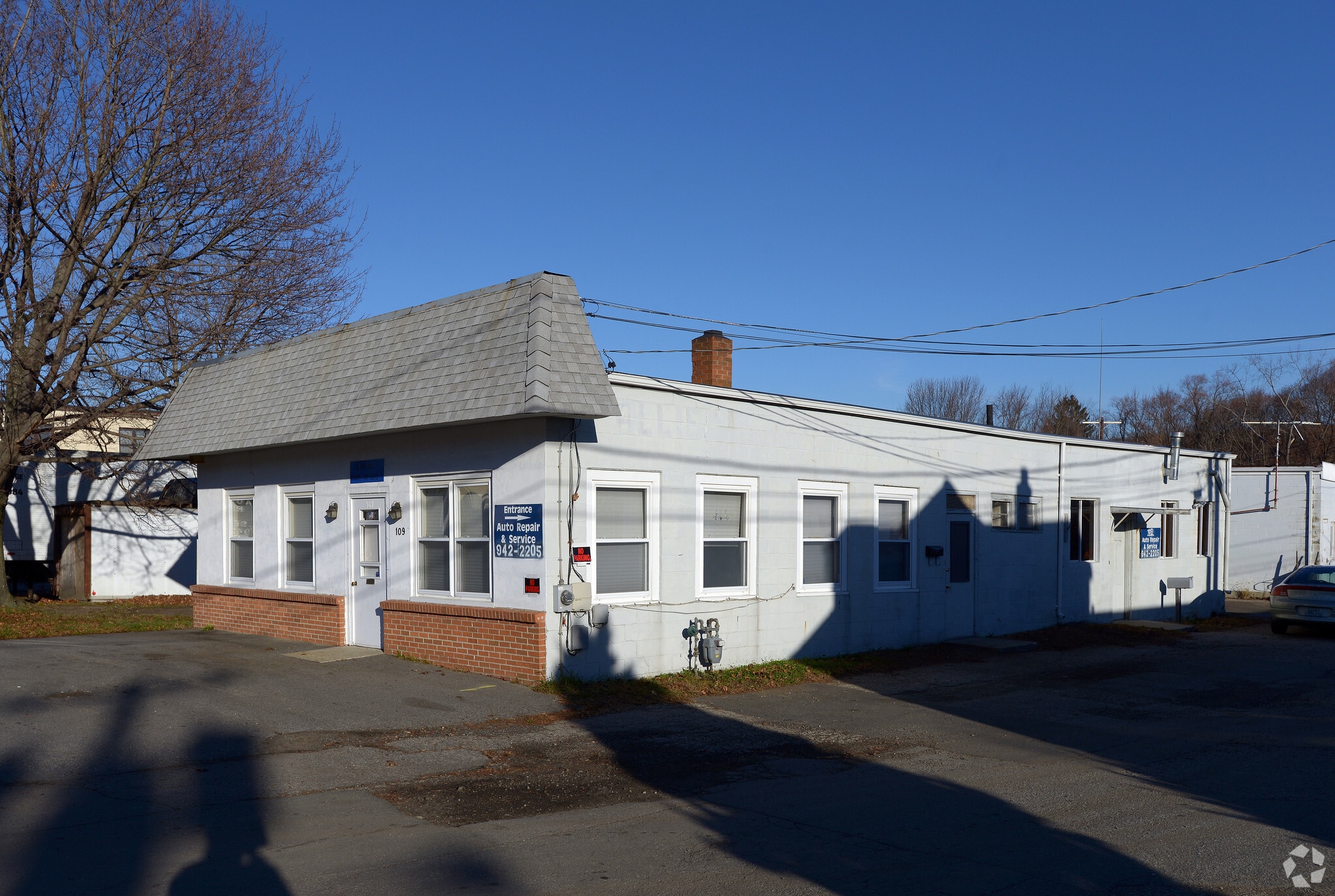 109 Fletcher Ave, Cranston, RI à louer Photo principale– Image 1 sur 6