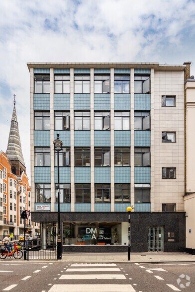 70 Margaret St, Londres à louer - Photo de l’immeuble – Image 2 sur 3