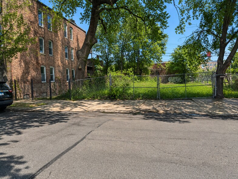 929 W Cullerton St, Chicago, IL à vendre - Photo de l’immeuble – Image 2 sur 5