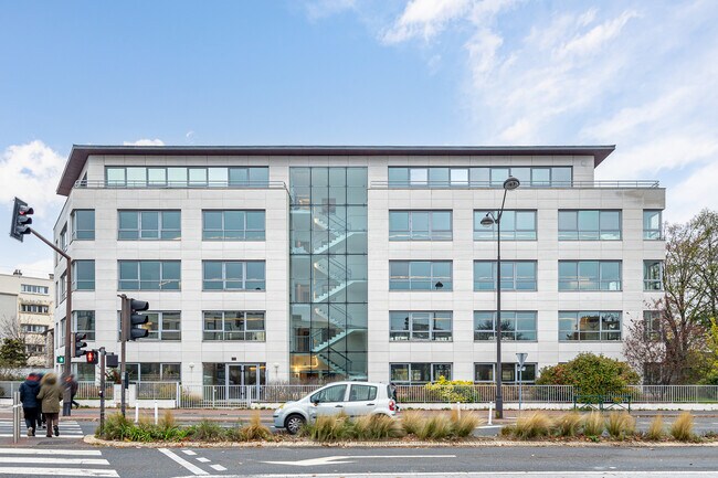 Plus de détails pour Bureau à louer