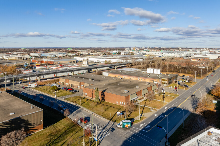 93-97 Boul Hymus, Pointe-claire, QC à vendre - Aérien – Image 2 sur 3
