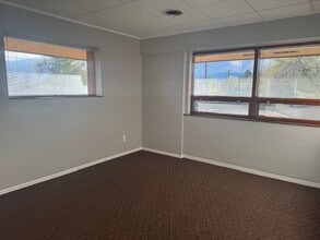 2500 N Circle Dr, Colorado Springs, CO à louer Photo intérieure– Image 1 sur 4