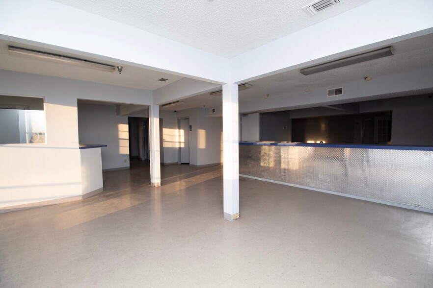 13505 Regional Dr, Laredo, TX à louer - Photo de l’immeuble – Image 3 sur 7