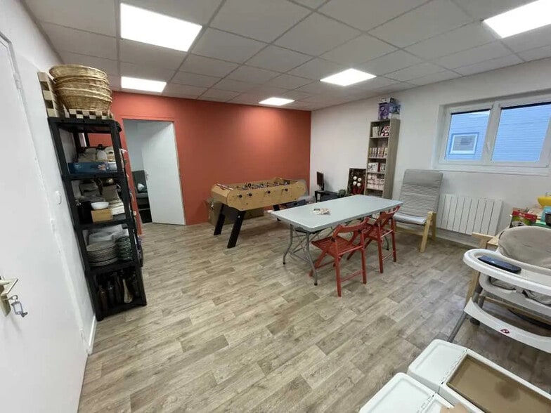 Local d’activités dans Le Petit-Quevilly à louer - Photo intérieure – Image 3 sur 5