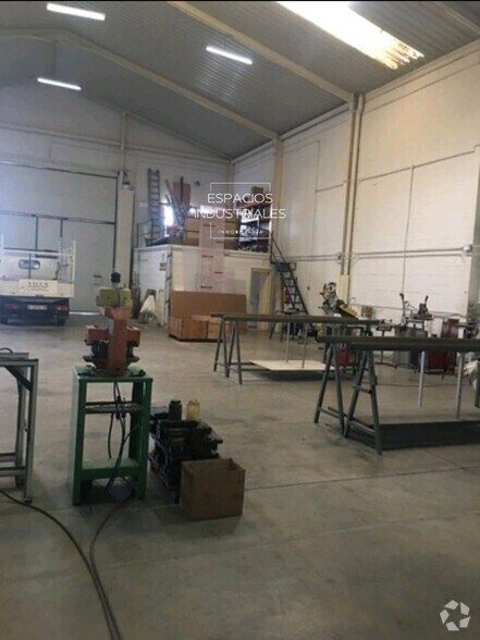 Industriel/Logistique dans Ciempozuelos, Madrid à vendre - Photo de l’immeuble – Image 3 sur 5